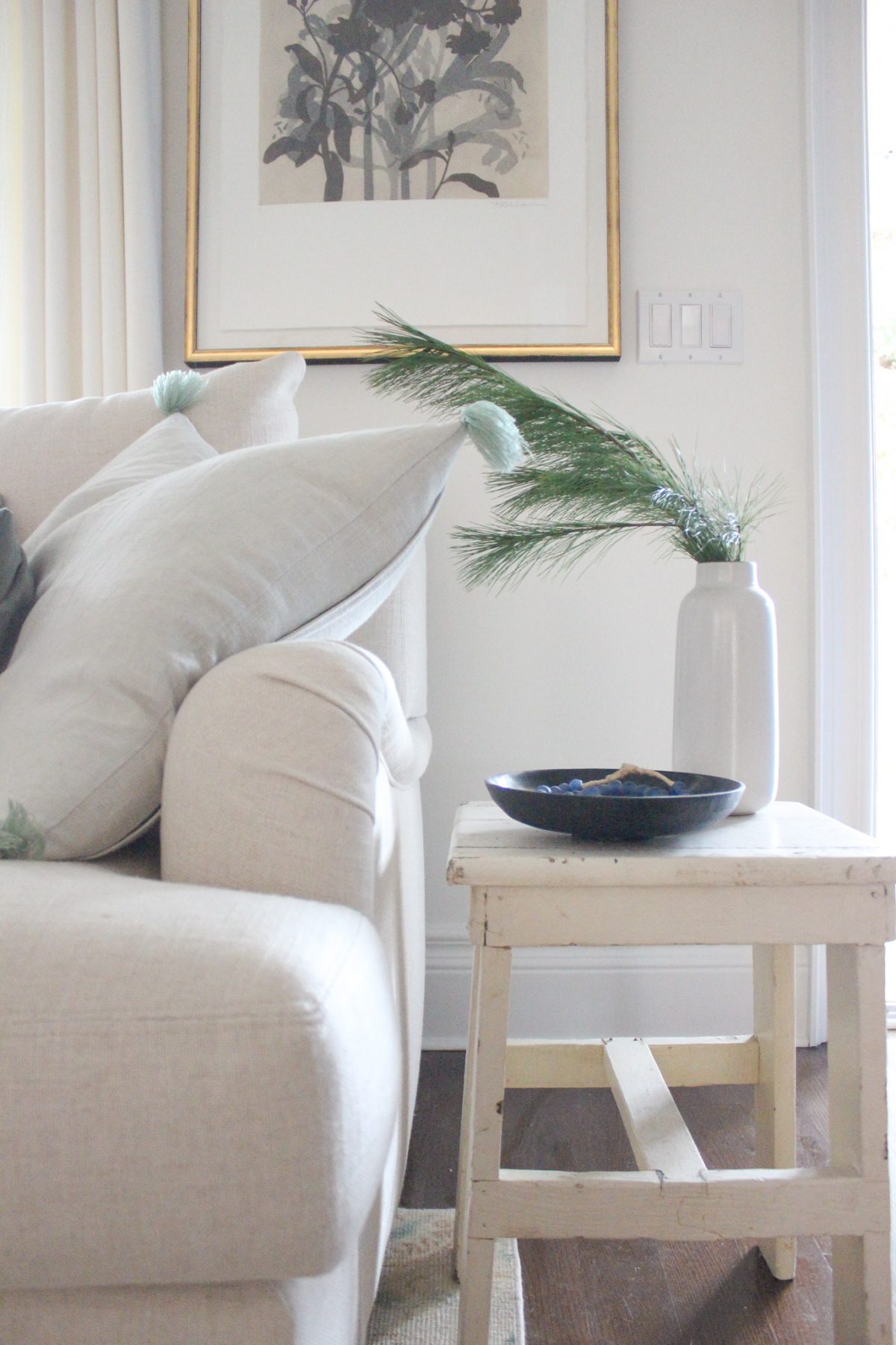 My Holiday Decor: Fresh + Festive Greenery